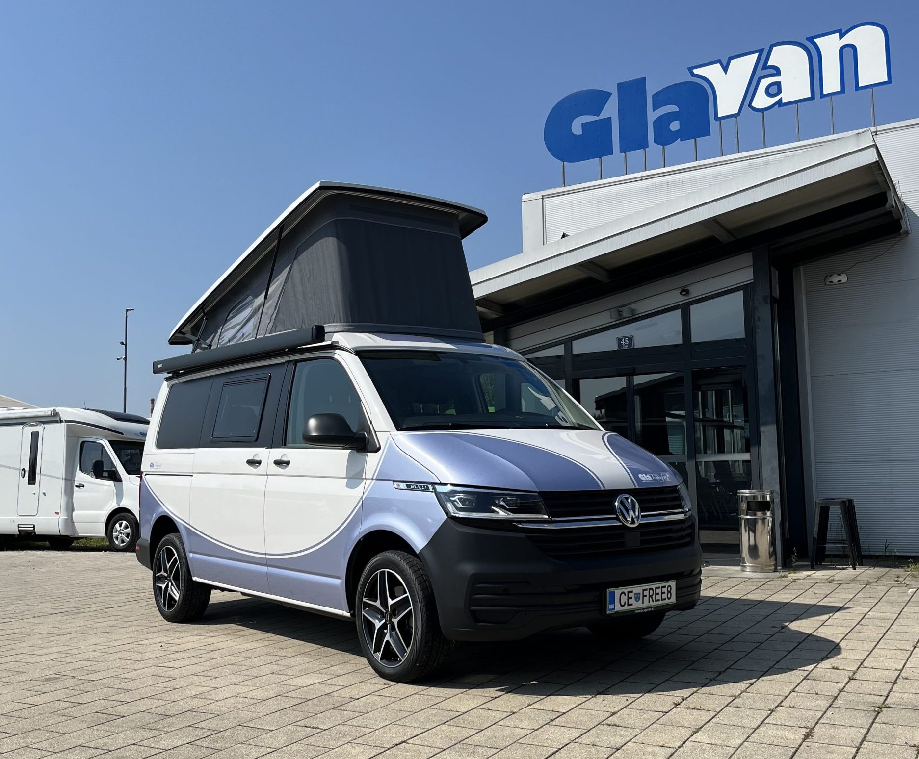 bivalni kombi za rent